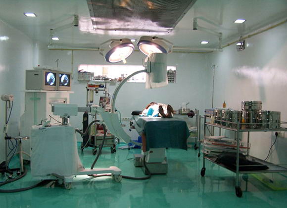 operation_theater02
